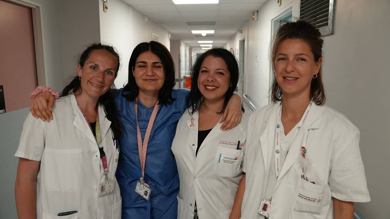 Mères migrantes : des femmes médecins s’engagent